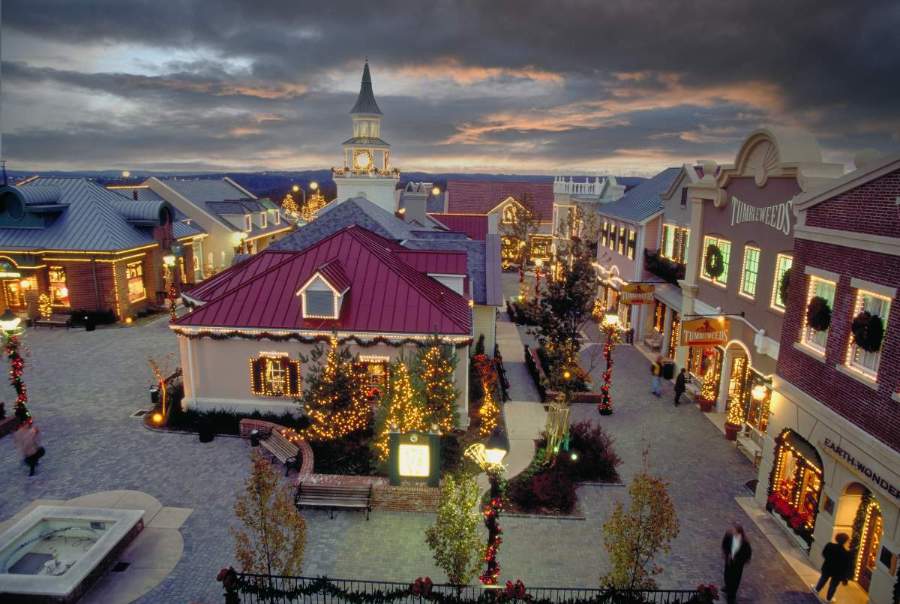 Branson Missouri Christmas Shopping Village